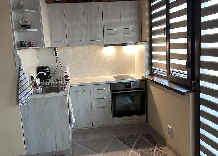 Апартаменты Damyanov *